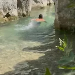 Petrastero Mountain Canyon Retreat-Agrafa , Greece Vernikon