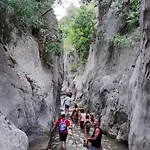 Petrastero Mountain Canyon Retreat-Agrafa , Greece Vernikon