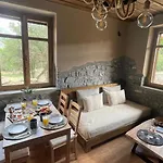 Petrastero Mountain Canyon Retreat-Agrafa , Greece Aparthotel 3*