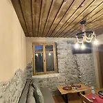 Petrastero Mountain Canyon Retreat-Agrafa , Greece 3* Vernikon