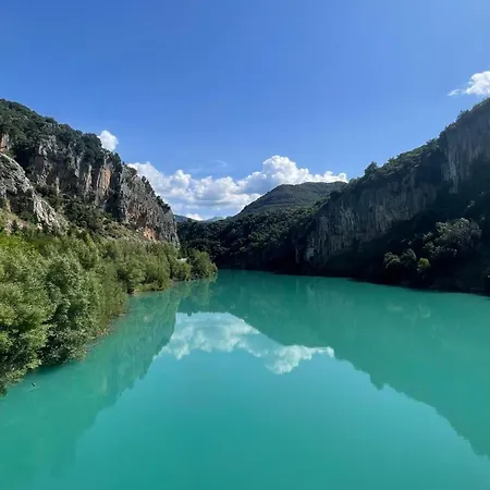 Aparthotel Petrastero Mountain Retreat-agrafa Evrytania Greece