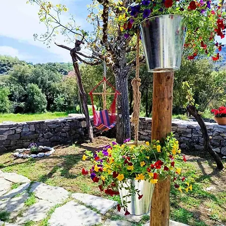 Petrastero Mountain Retreat-agrafa Greece Aparthotel