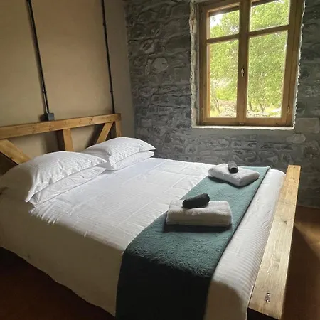 Petrastero Mountain Retreat-agrafa Evrytania Greece 3*