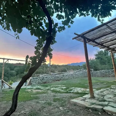 Petrastero Mountain Retreat-agrafa Evrytania Greece Aparthotel