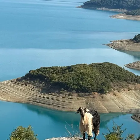 Petrastero Mountain Retreat-agrafa Evrytania Greece 3*