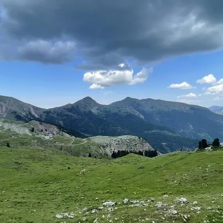 Petrastero Mountain Retreat-agrafa Evrytania Greece Aparthotel Vernikon