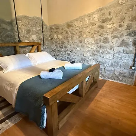 Petrastero Mountain Retreat-agrafa Evrytania Greece